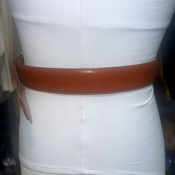 YSL Yves Saint Laurent Vintage Tan and Gold Logo Buckle Belt - Picture 5 of 11